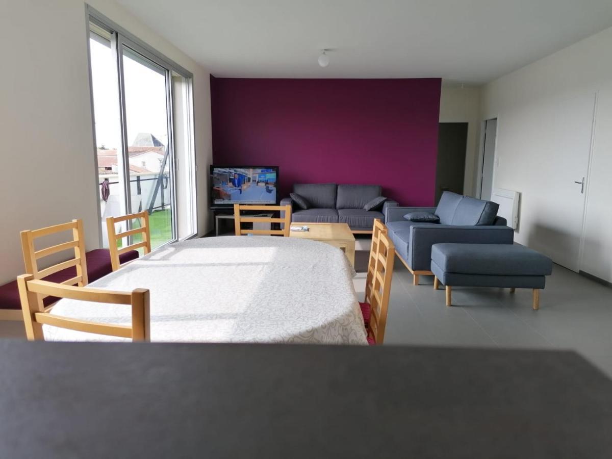 Appartement Lily-Rose Cerizay Exterior foto
